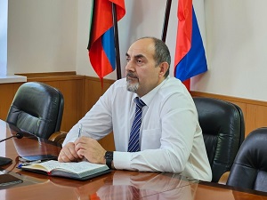 ..Обновлению школьных программ /ВКС/.